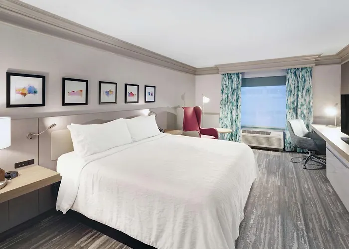 Hilton Garden Evanston
