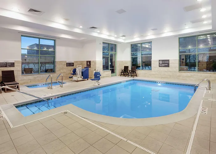 Hilton Garden Hotel Evanston