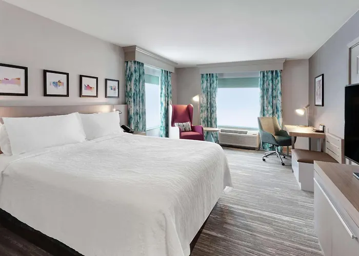Hilton Garden Hotel 3*