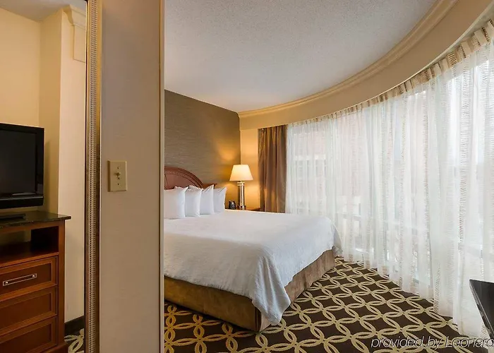 Hilton Garden 3*